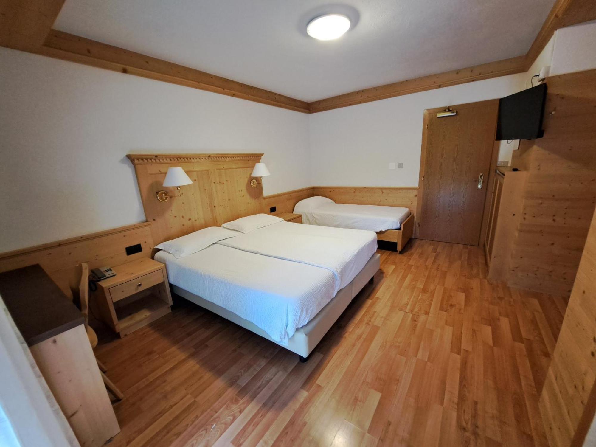 Lake&Nature Hotel Gloria 莫尔韦诺 外观 照片